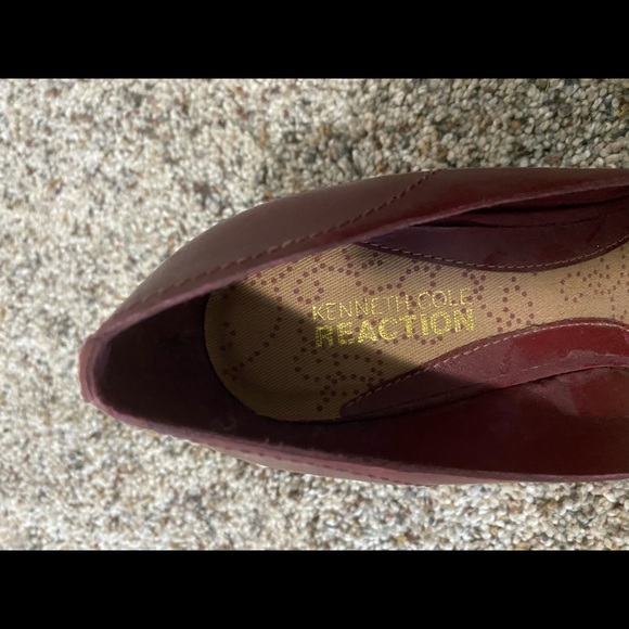 Kenneth Cole reaction red wedges size 7 1/2 - Picture 4 of 5